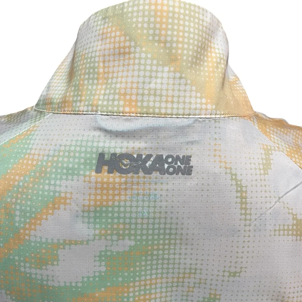 Hoka One One Windbreaker
